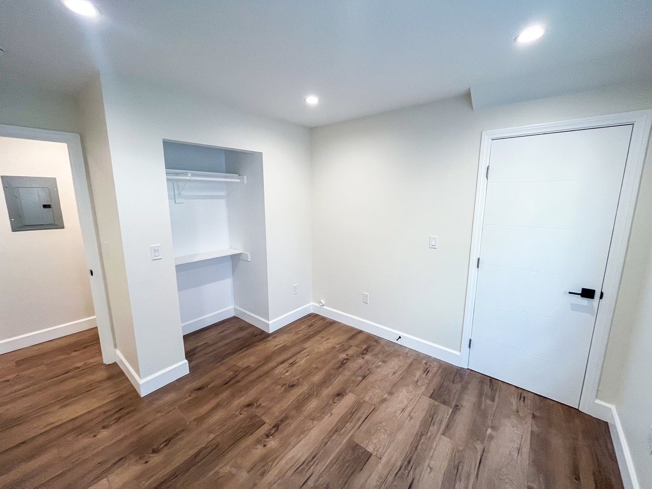 Brand-New Luxury Triplex in Jefferson Park