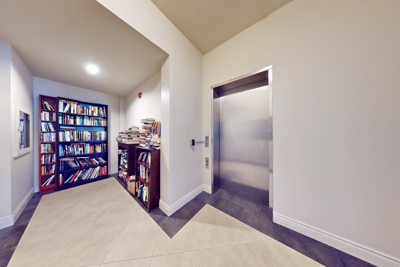 3130 Yonge Street Unit: 305