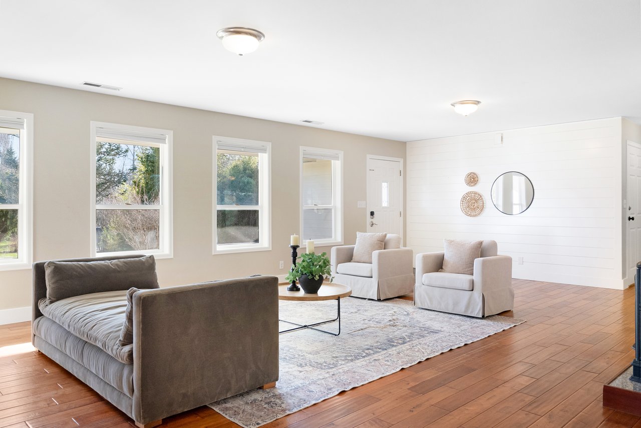  Dreamy Rambler on Over Half an Acre