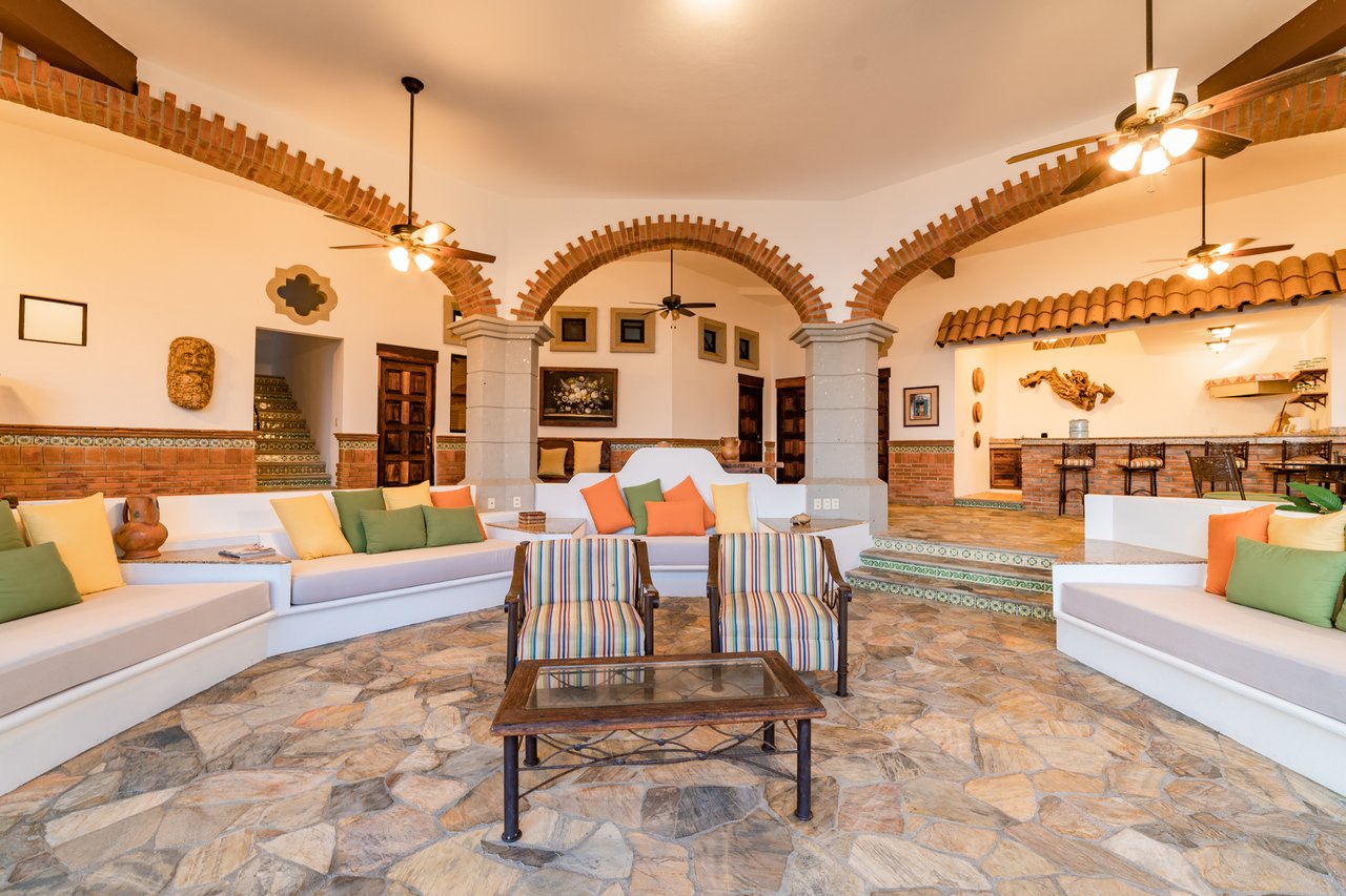 5 Bedroom, Single Family Home, Villa Encantada 