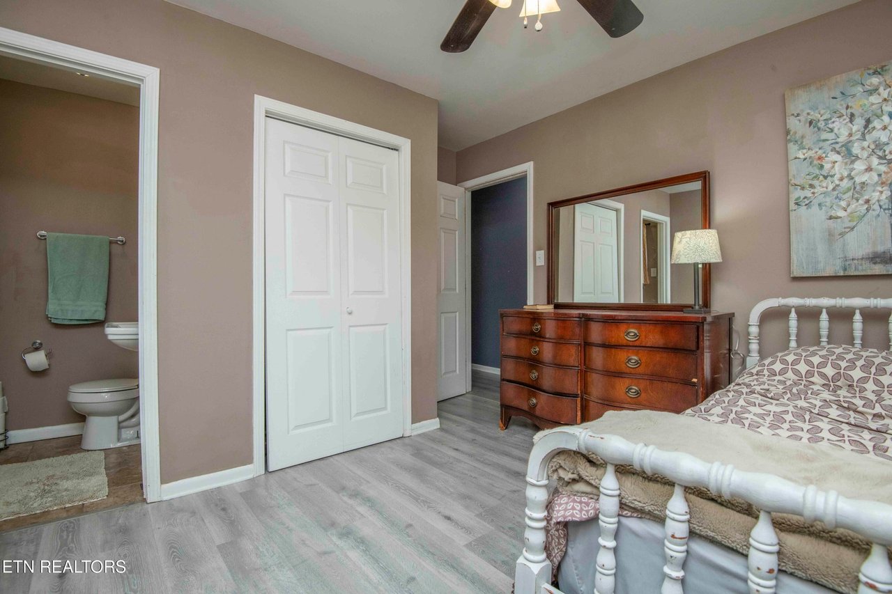 1212 Pilleaux Dr