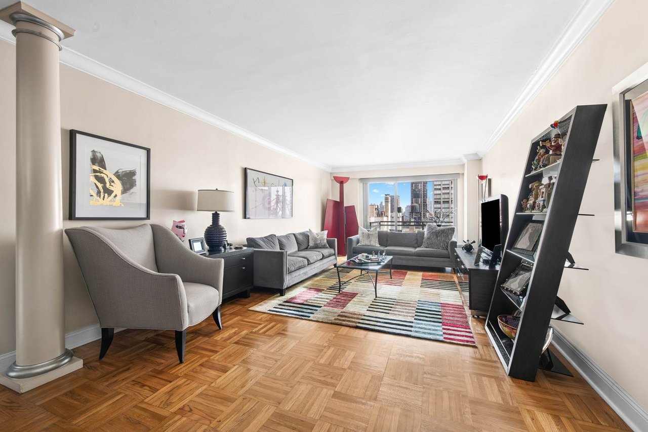400 E 56th St Apt 36O