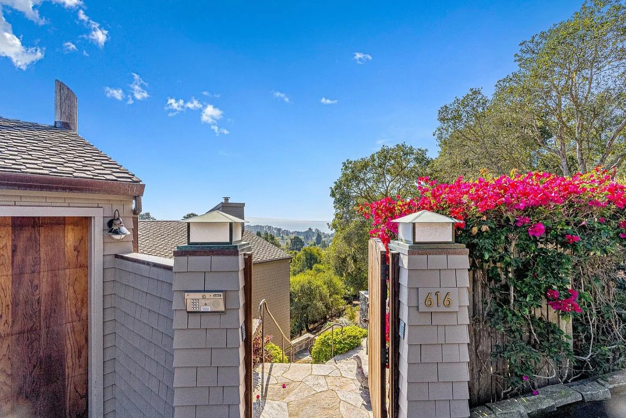 616 Vista Del Mar Dr