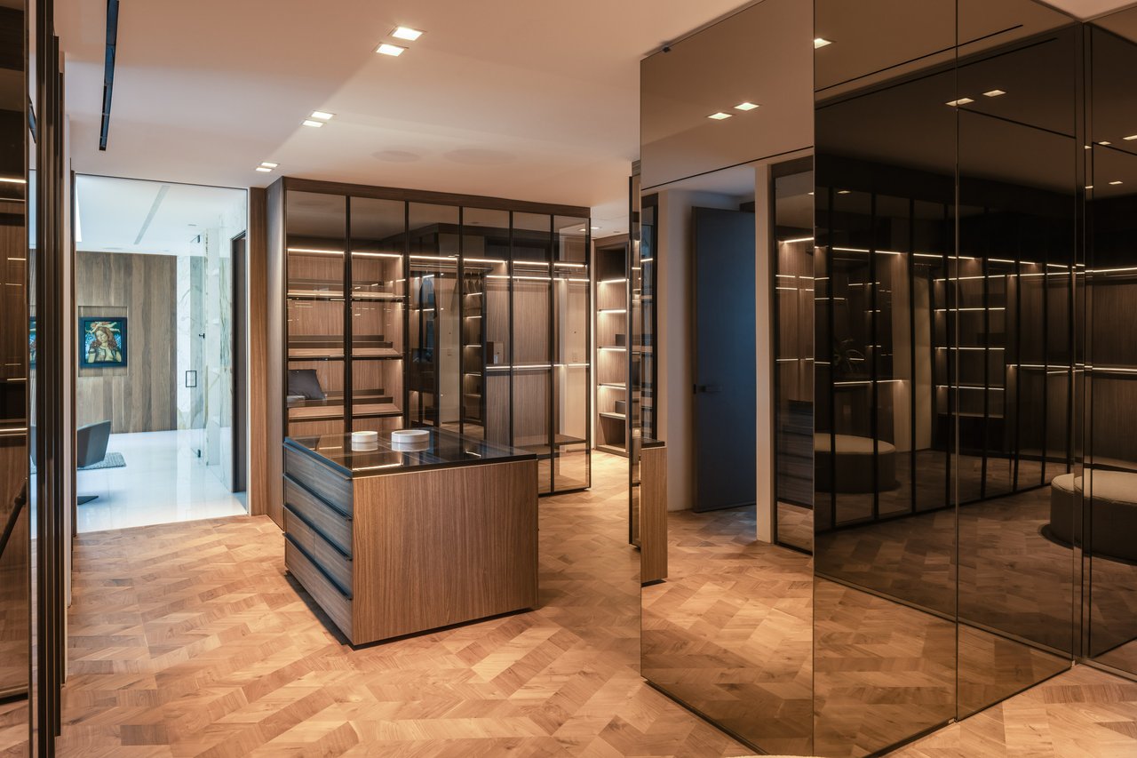 11005 Bellagio Pl