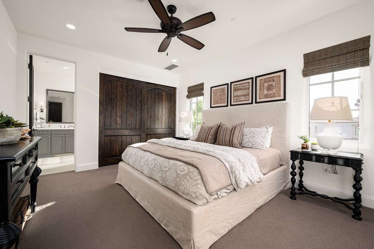 9483 E ROCKWOOD Drive