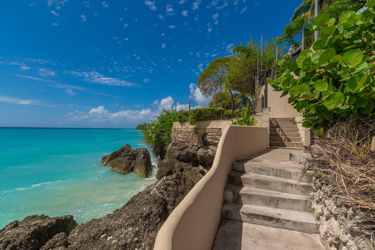 Paradise, 201 Sandy Cove