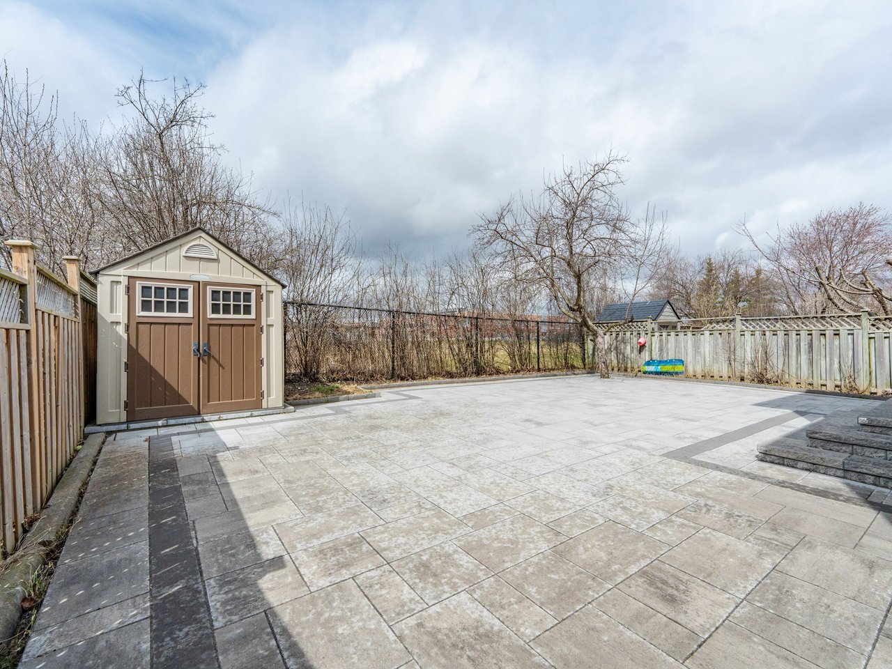 146 Valleymede Dr