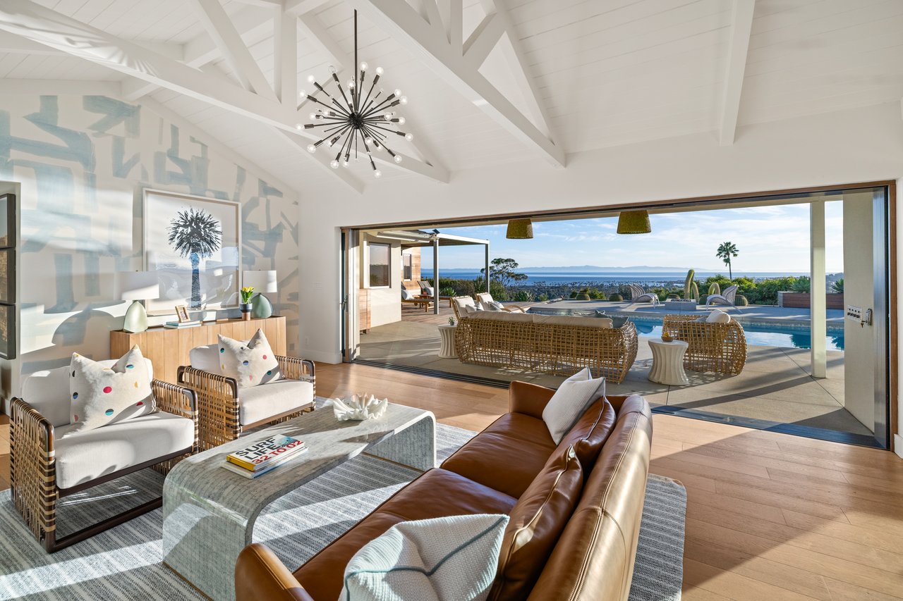 1522 Knoll Circle Drive