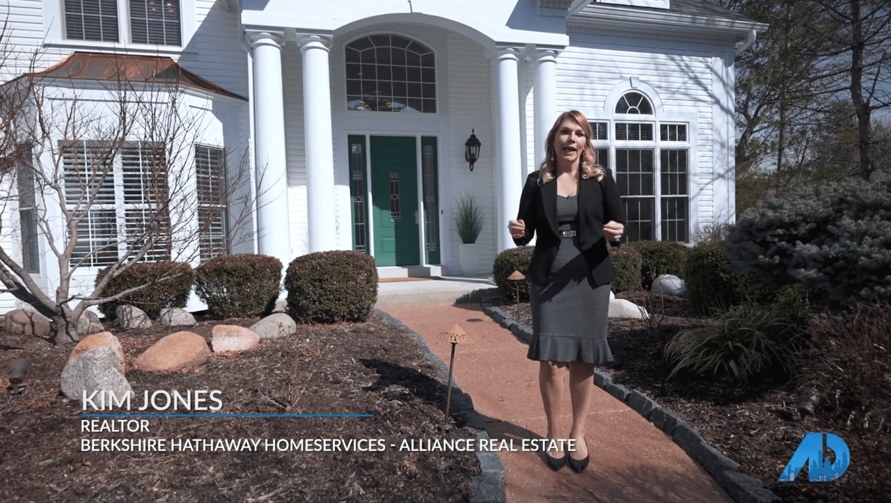 Showcasing 224 Appaloosa Drive, Chesterfield, MO 63005