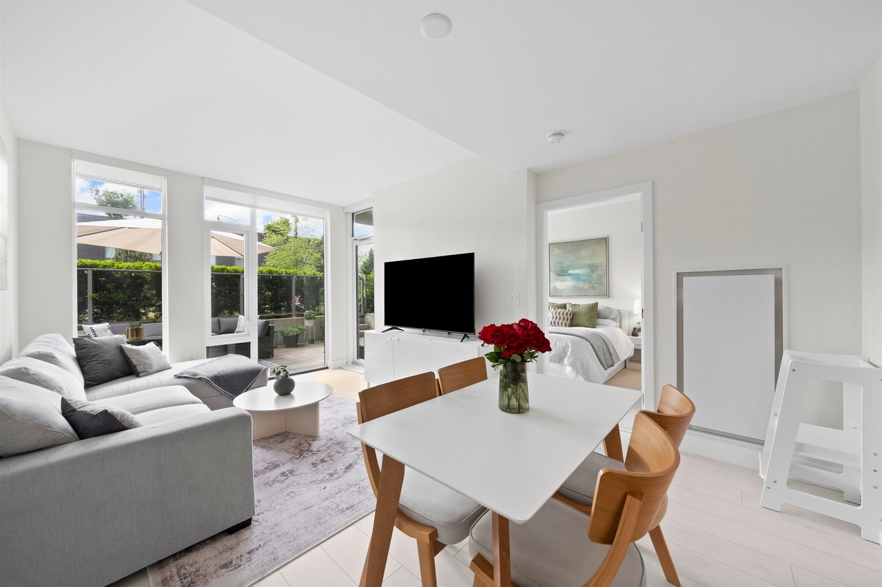 208-3538 Sawmill Cres