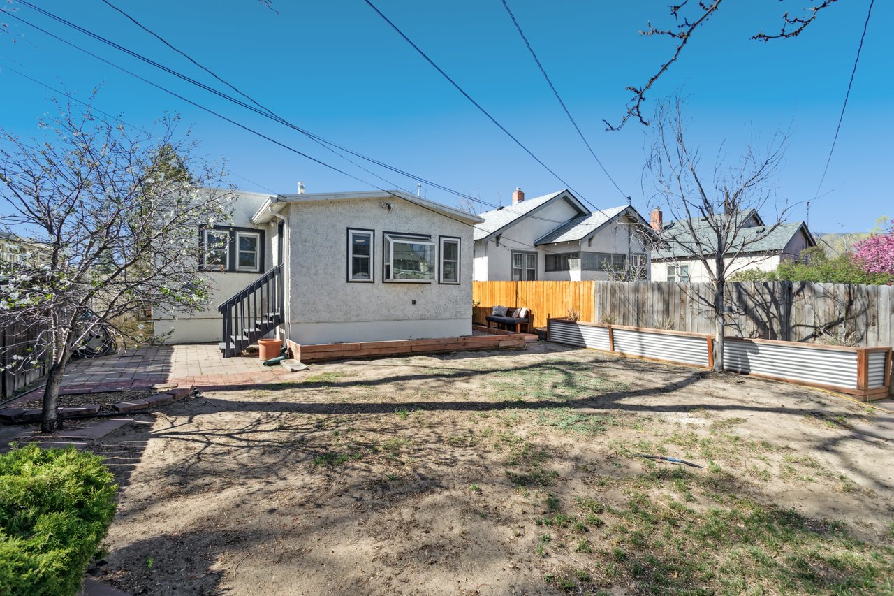 1010 E Willamette Avenue
