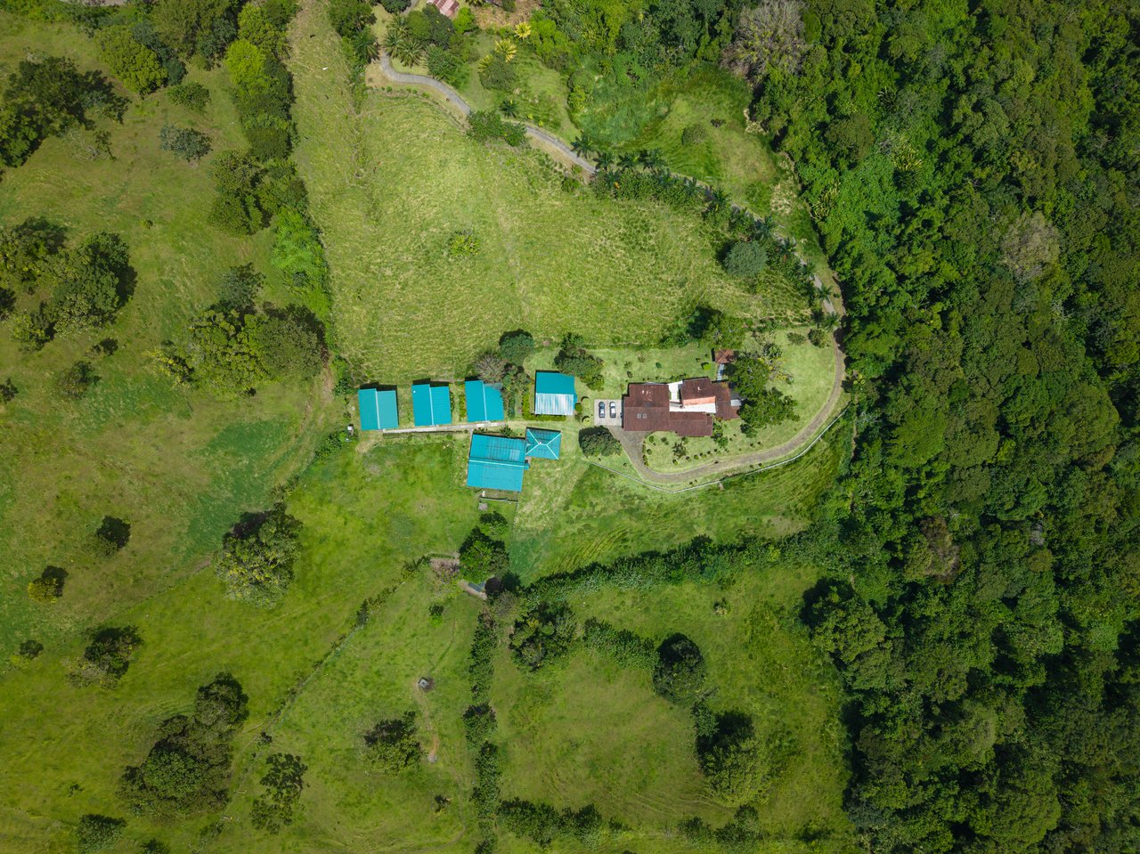 Rio Chiquito Ranch & Villas | 143-Hectare Ranch Estate with Villas, Forest & Full Infrastructure in Tilarán, Costa Rica