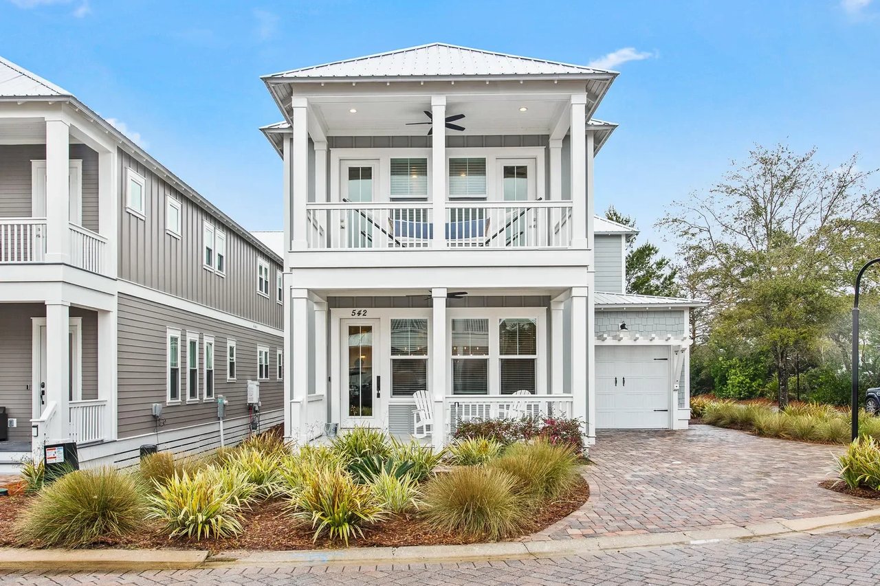542 Gulfview Circle