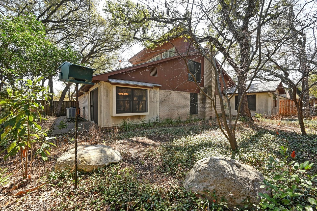 8504 Tallwood Dr, Austin, Texas 78759