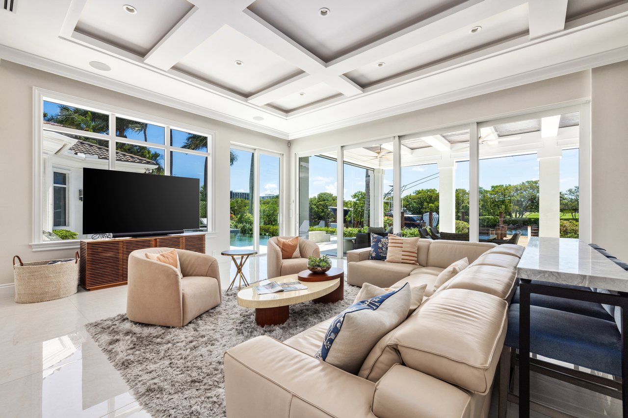 Palm Beach Gardens Waterfront Compound | 200' Deepwater Dockage | Harbour Isles