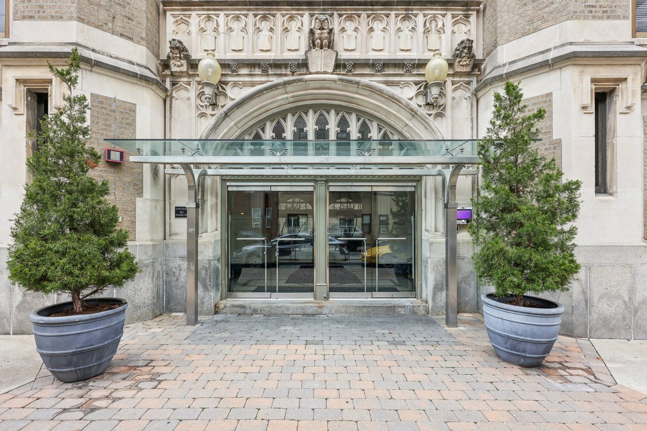 501 Adams Street 1H