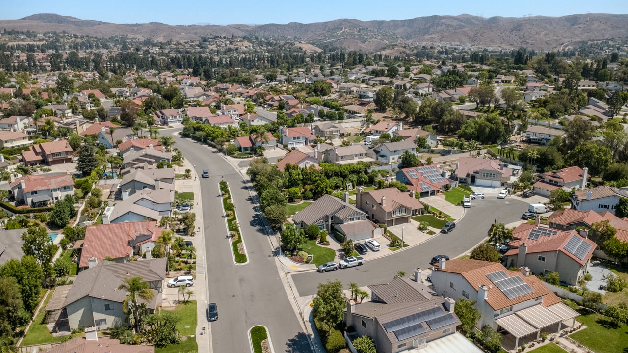 20525 Via Campanas