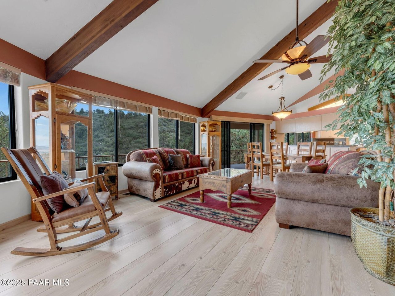 3160 Rainbow Ridge Dr