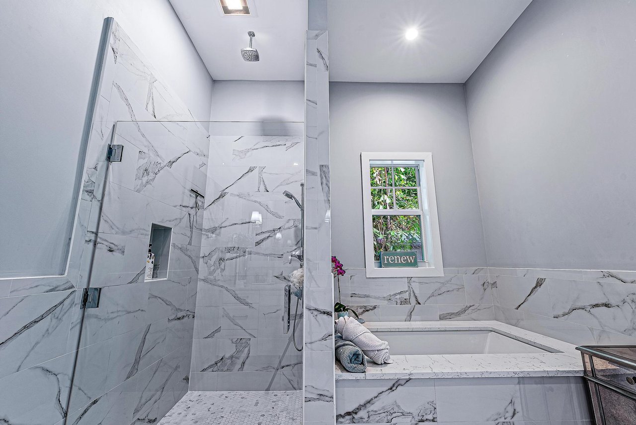 Luxury Modern Single Family Home For Rent North Palm Beach - Lynn Dachisen