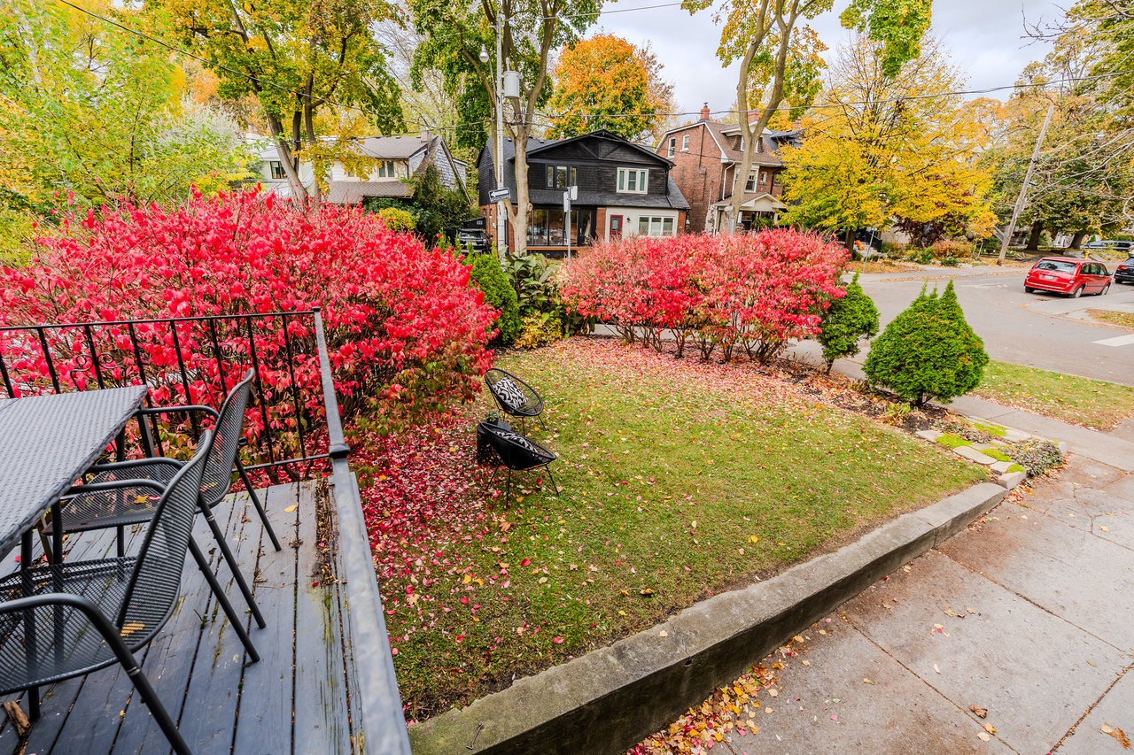 48 Lockwood Rd