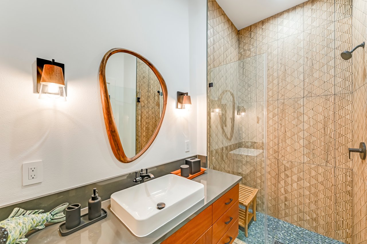 Dewdrop Street, 6110 Sq. Ft.