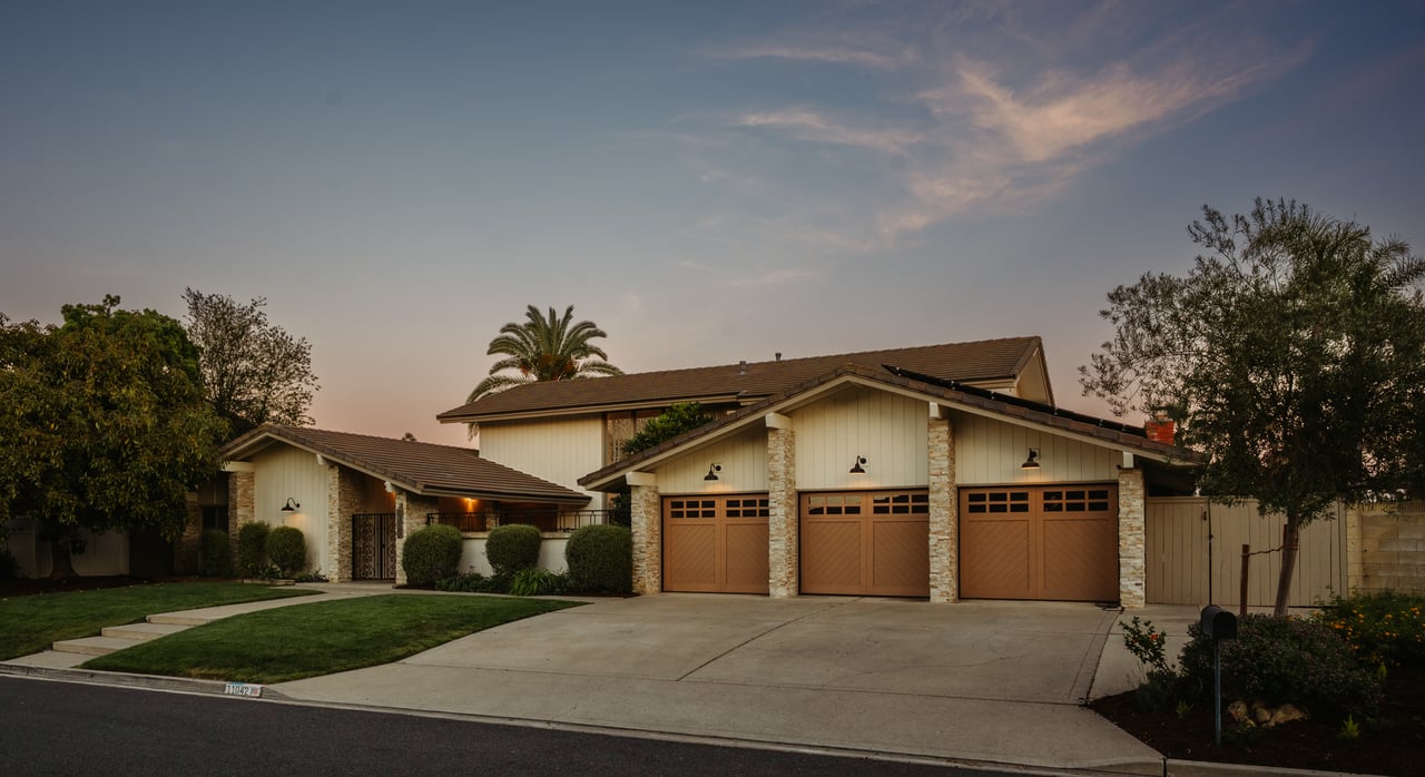 11042 Hunting Horn Drive, North Tustin, CA 