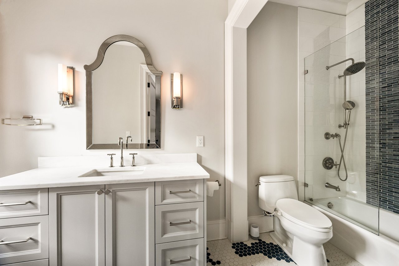 3456 Old Plantation Road NW