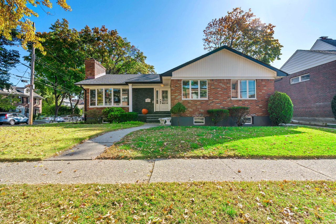 60 3rd Street, New Dorp Staten Island, Home Tour of this Beautiful Ranch Home