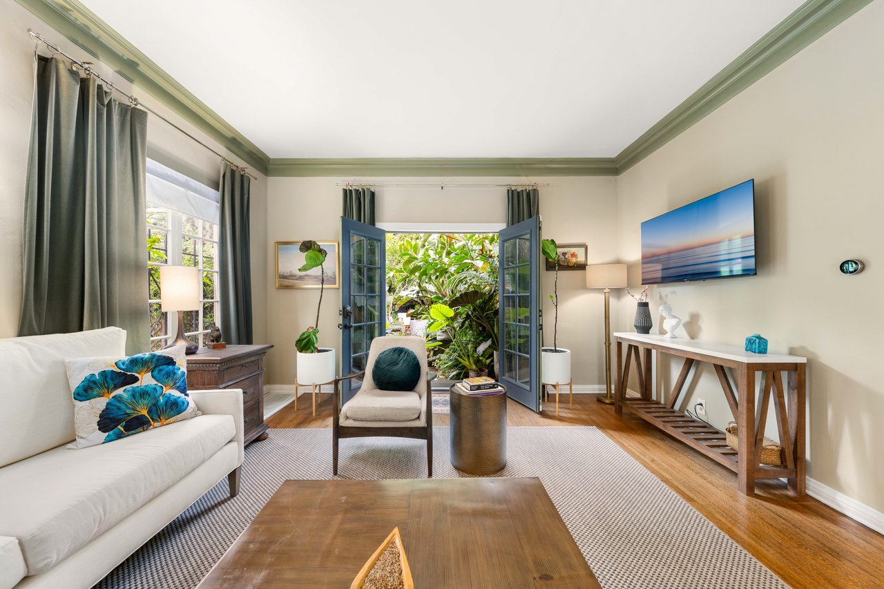 6427 Orange Street, Beverly Grove