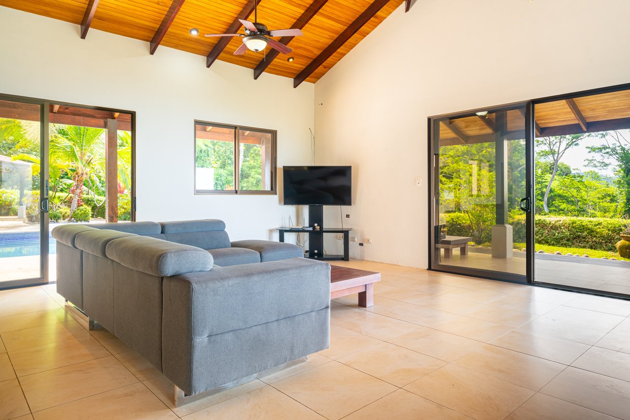 3 Bedroom home in Cinco Ventanas with Incredible Ocean View!