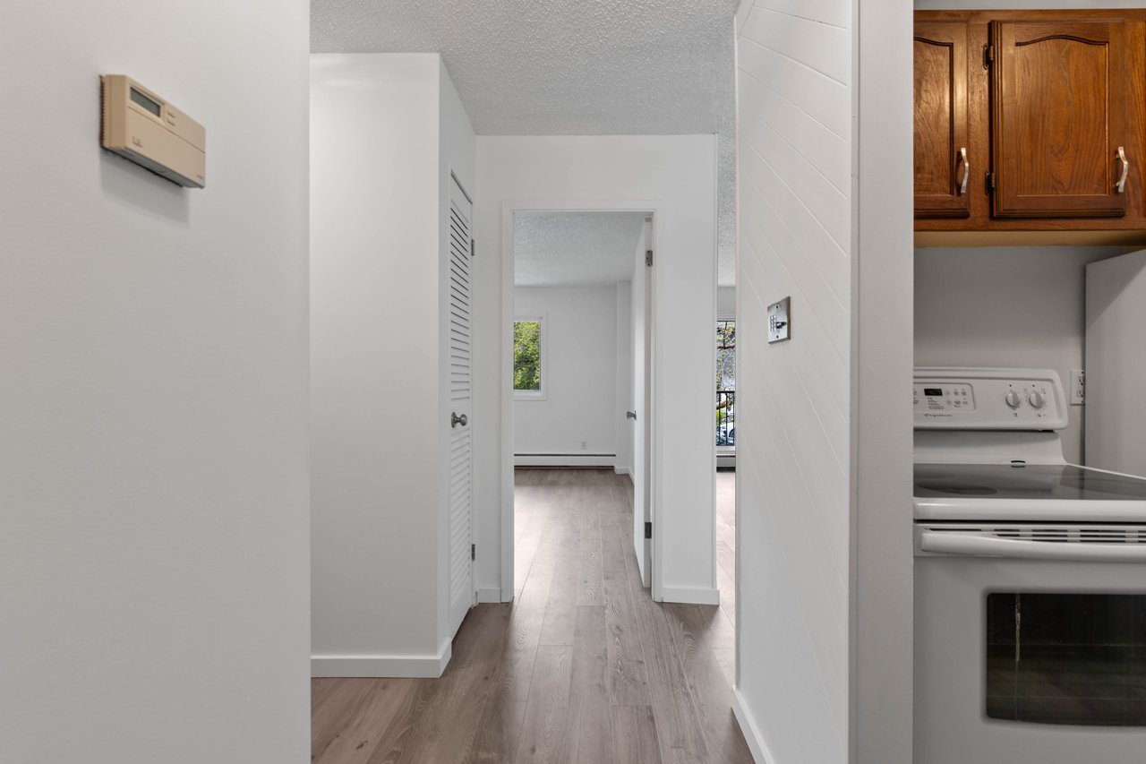 635 56 Avenue SW Unit: 206