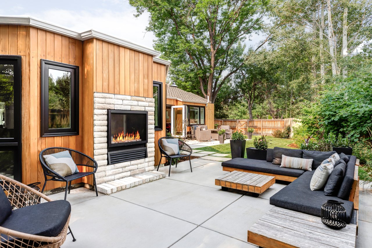 7306 Island Circle