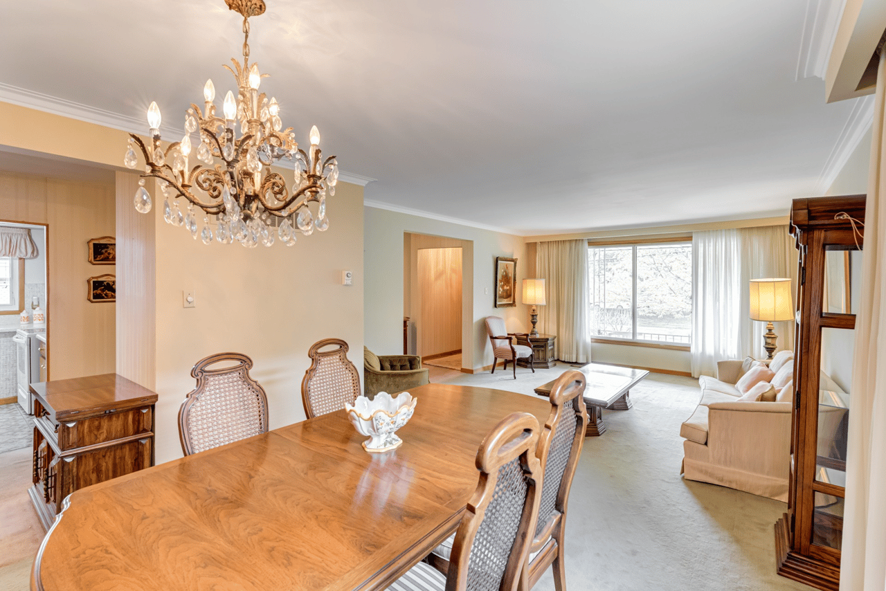 102 Clement Rd