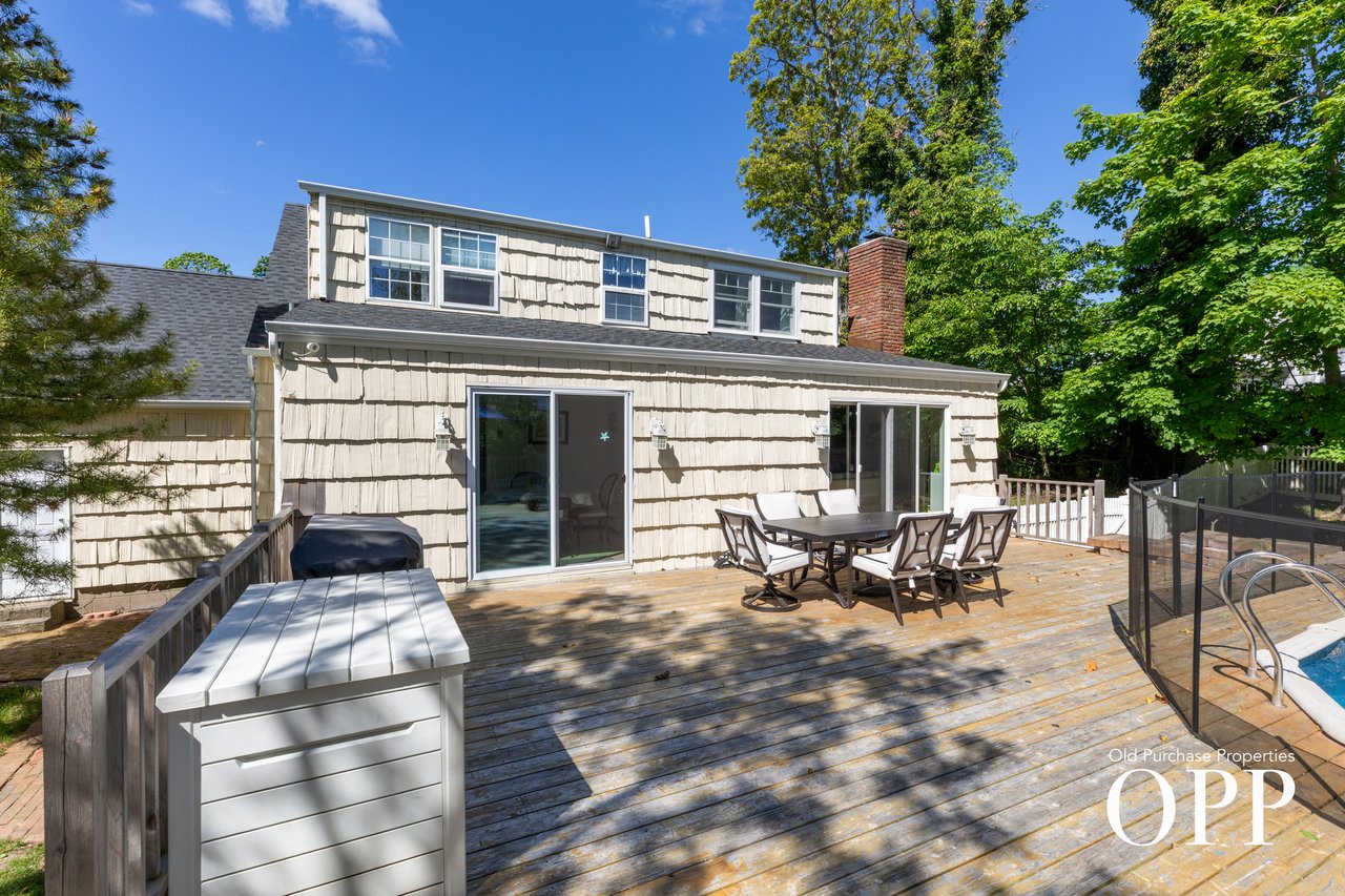 A Classic Cape Near Bellport Village