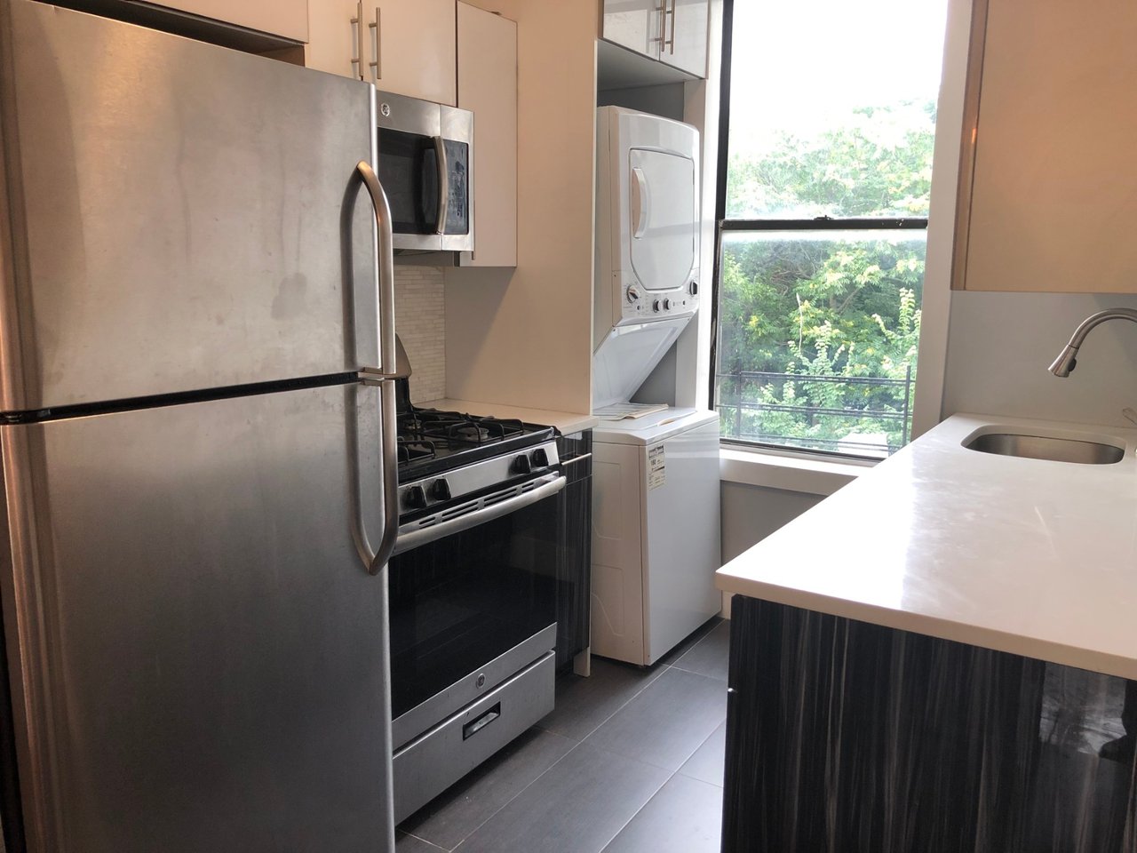 1045 Sterling Place Unit: 4A