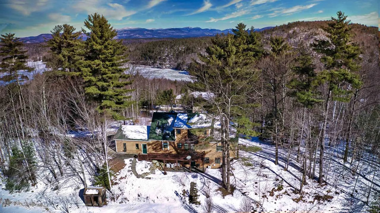83 Mountain Vista Dr