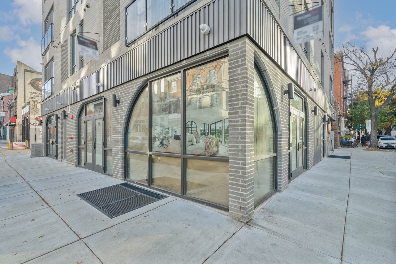 160-64 N 2nd St #201, Philadelphia, PA 19106