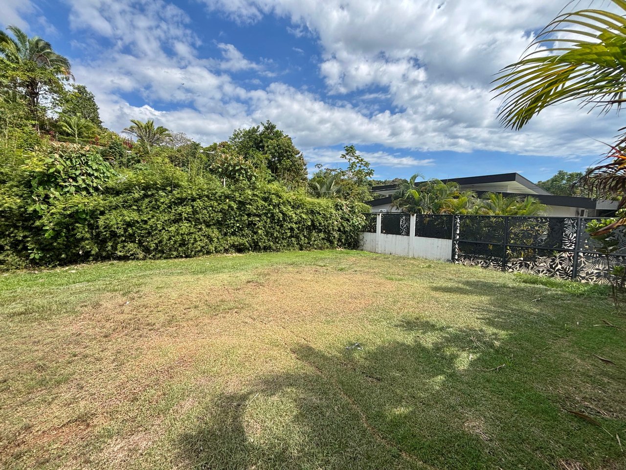 Build-Ready Residential Lot Near Marino Ballena National Park in Uvita