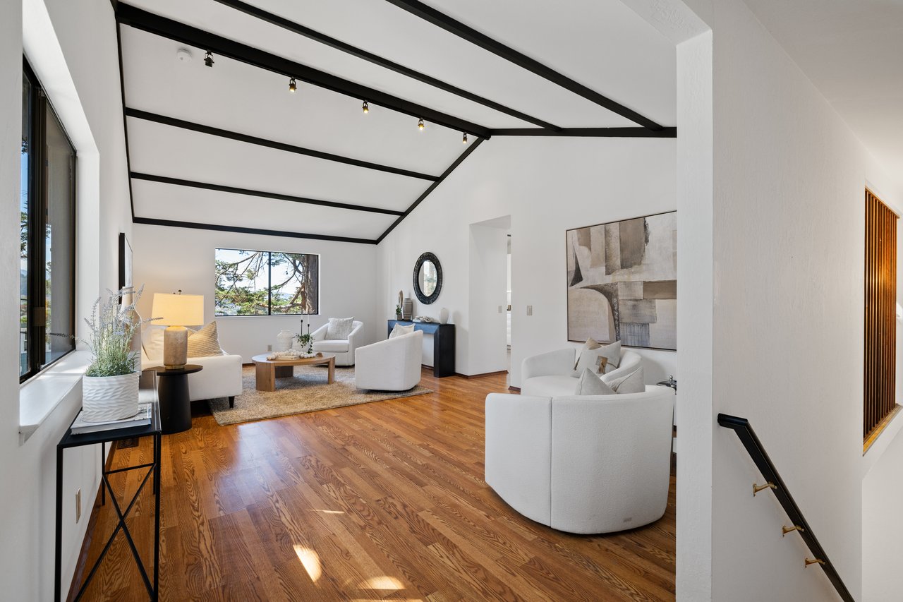 207 Beverly Pl