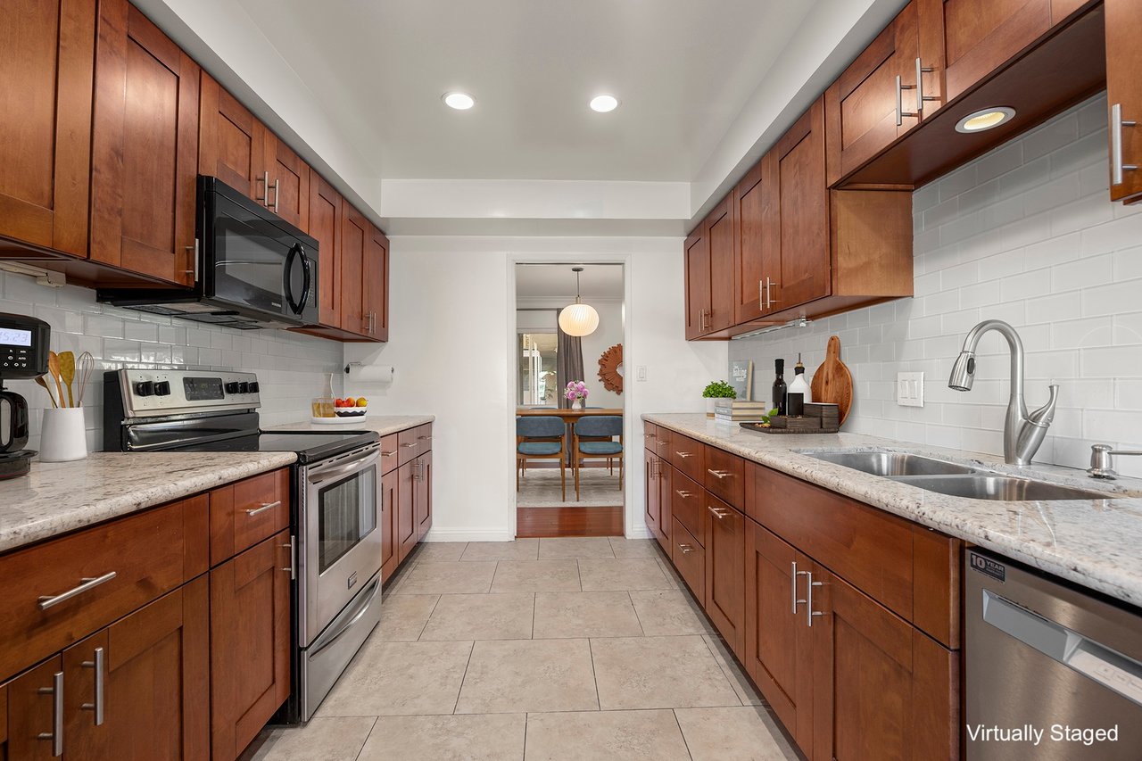Midcentury Modern Condo Long Beach for Sale