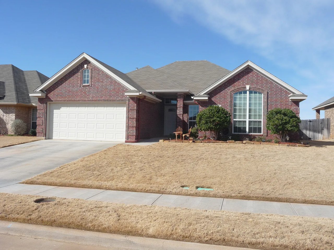 4922 Spring Hill Dr