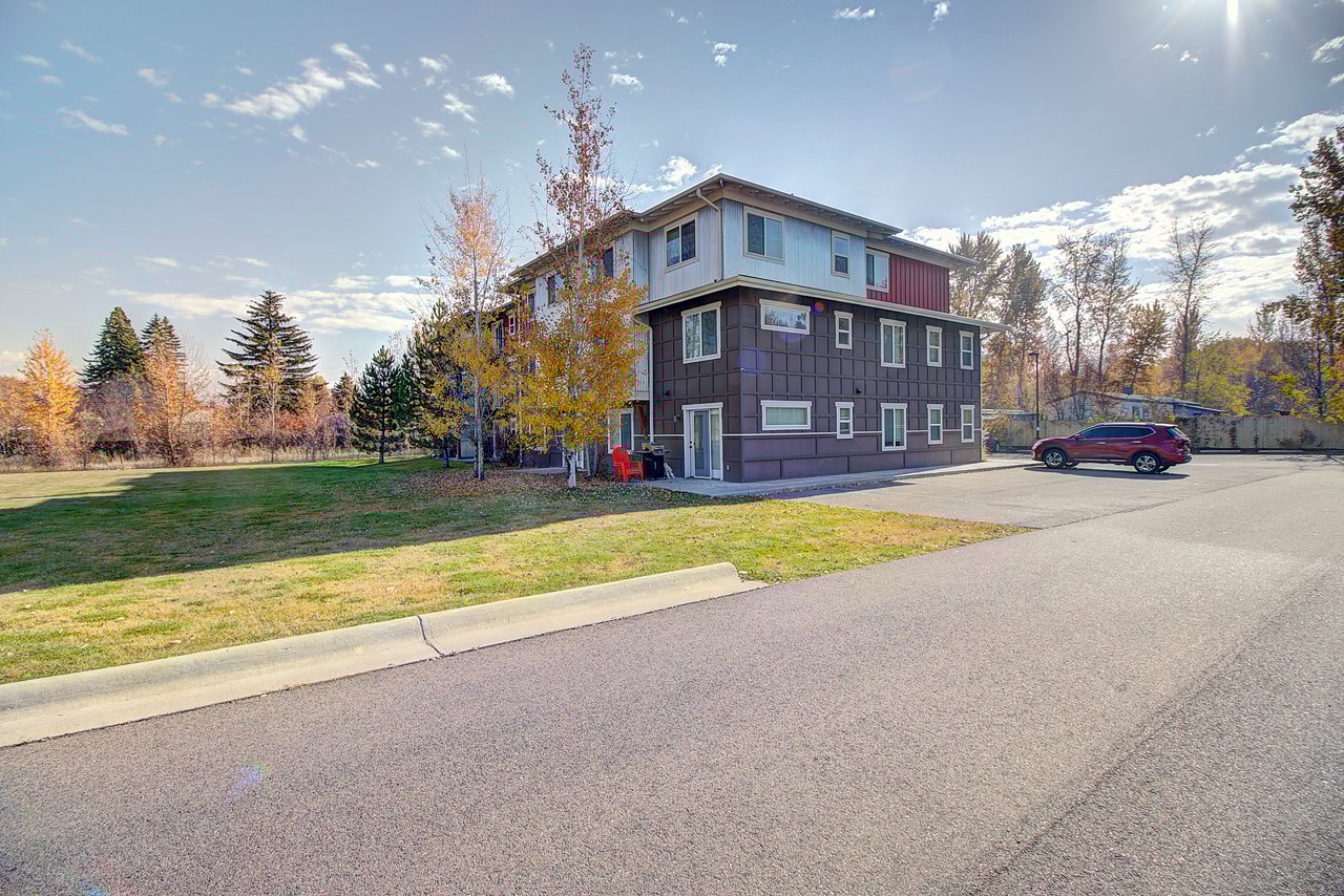 12 Unit Apartment Complex