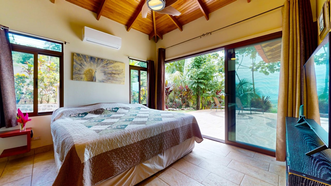 Ocean View home with Stunning Architectural Features in Tranquil Ojochal Hills