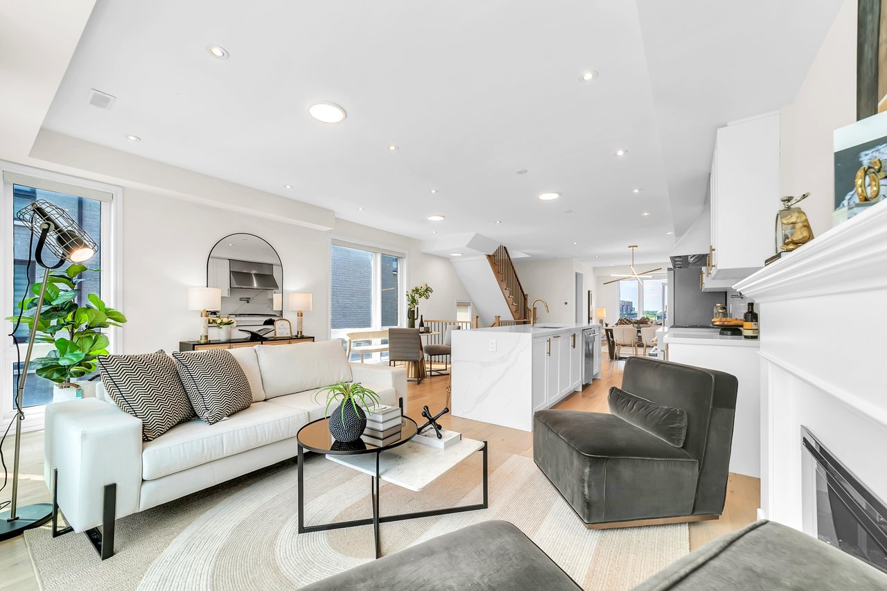 8 Hammersmith Lane