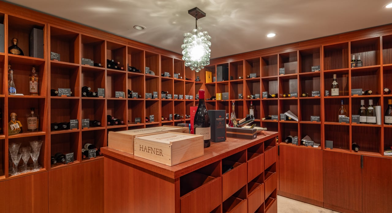 200 Fern Dr, Pasadena