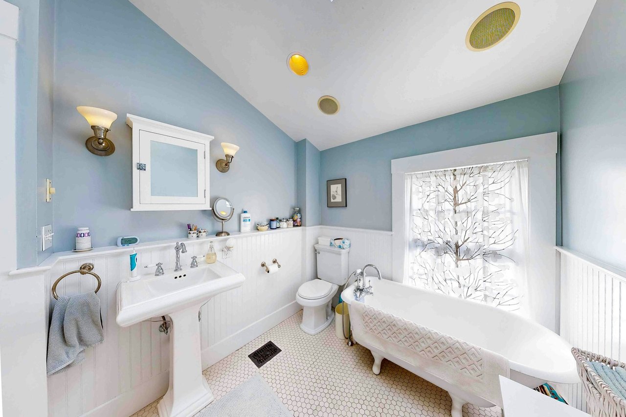 174 Hamilton Street, Cambridge MA02139