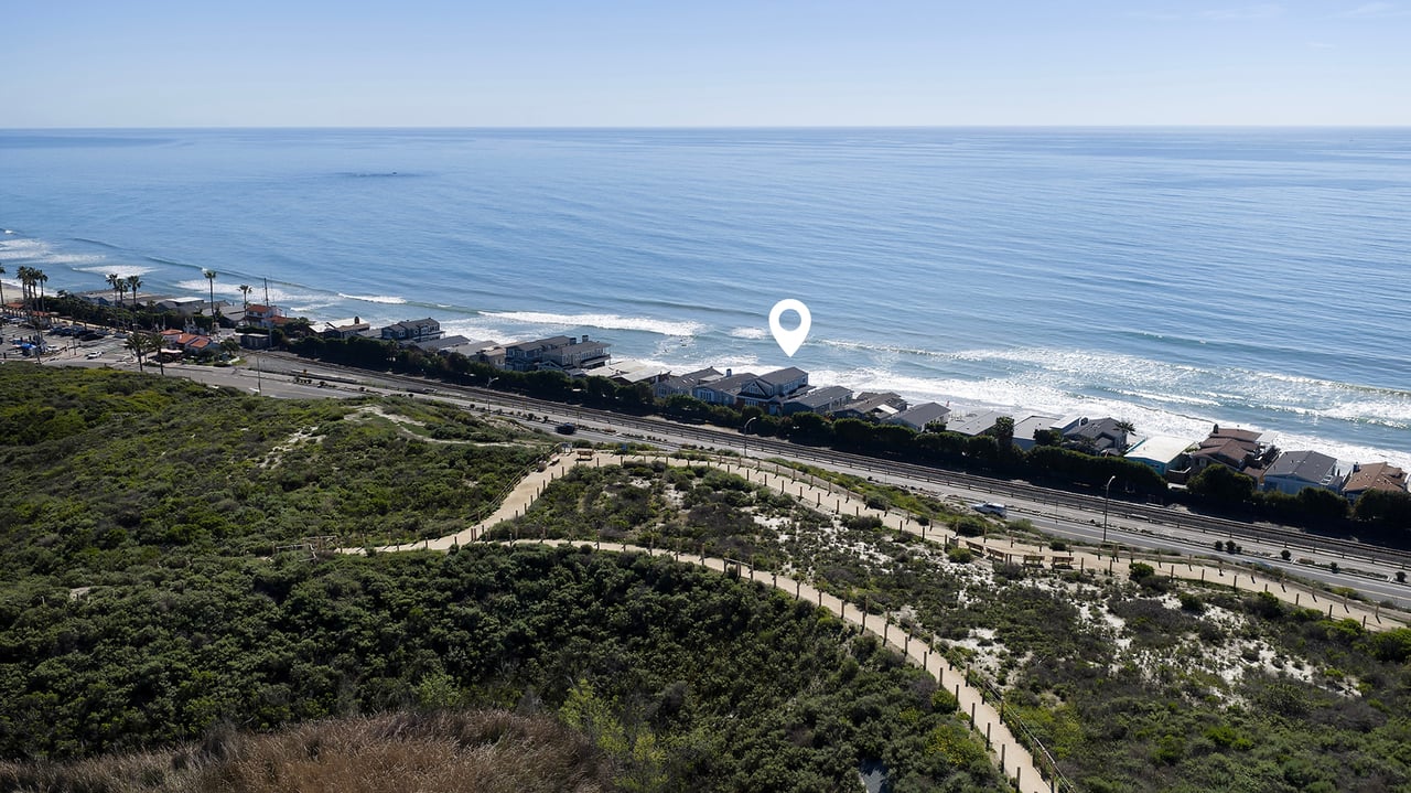 1880 N El Camino Real 23