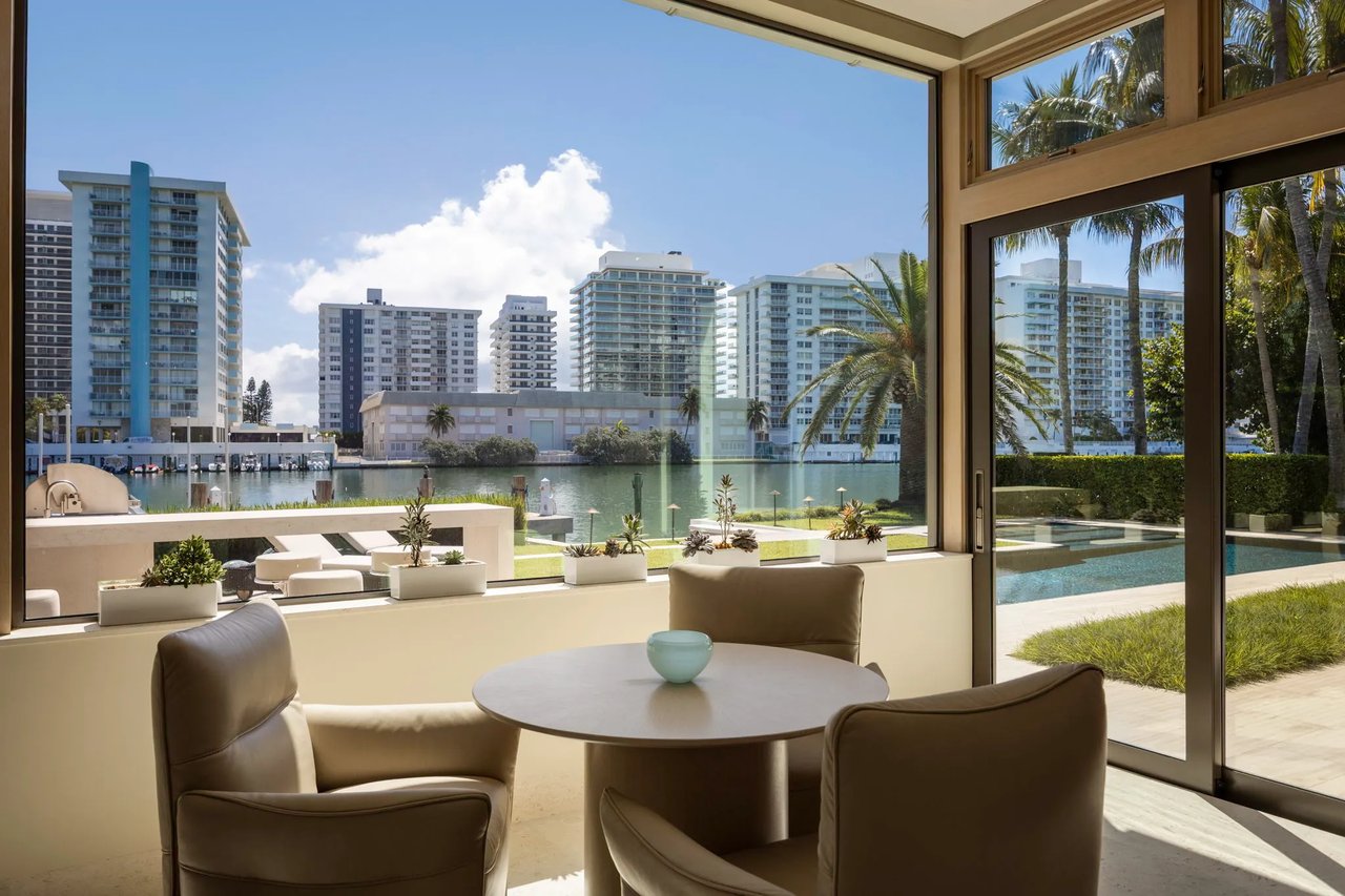 Pine Tree Drive, Miami Beach Waterfront