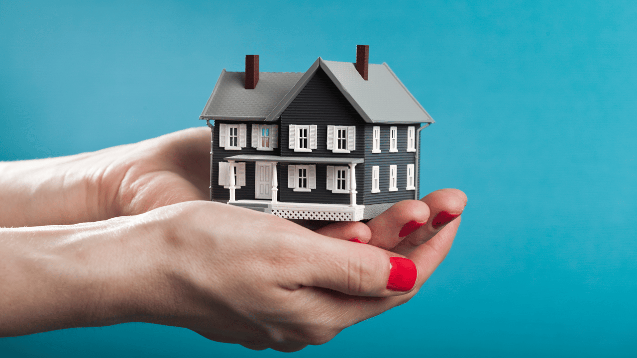 Should You List Your Home in Spring or Fall in The Irvine Real Estate Market? Guides from Irvine's Top Real Estate Team