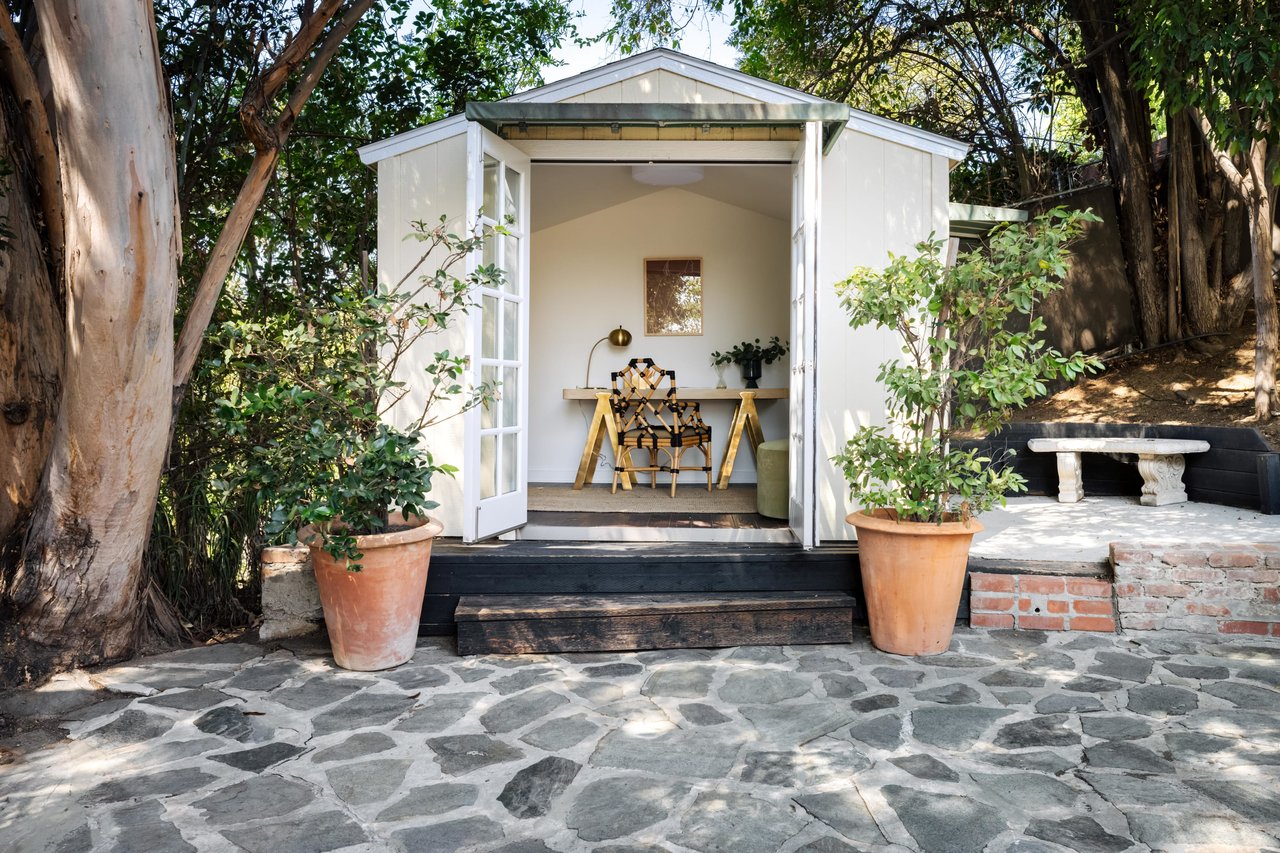 A 1940s Hollywood Hills Traditional